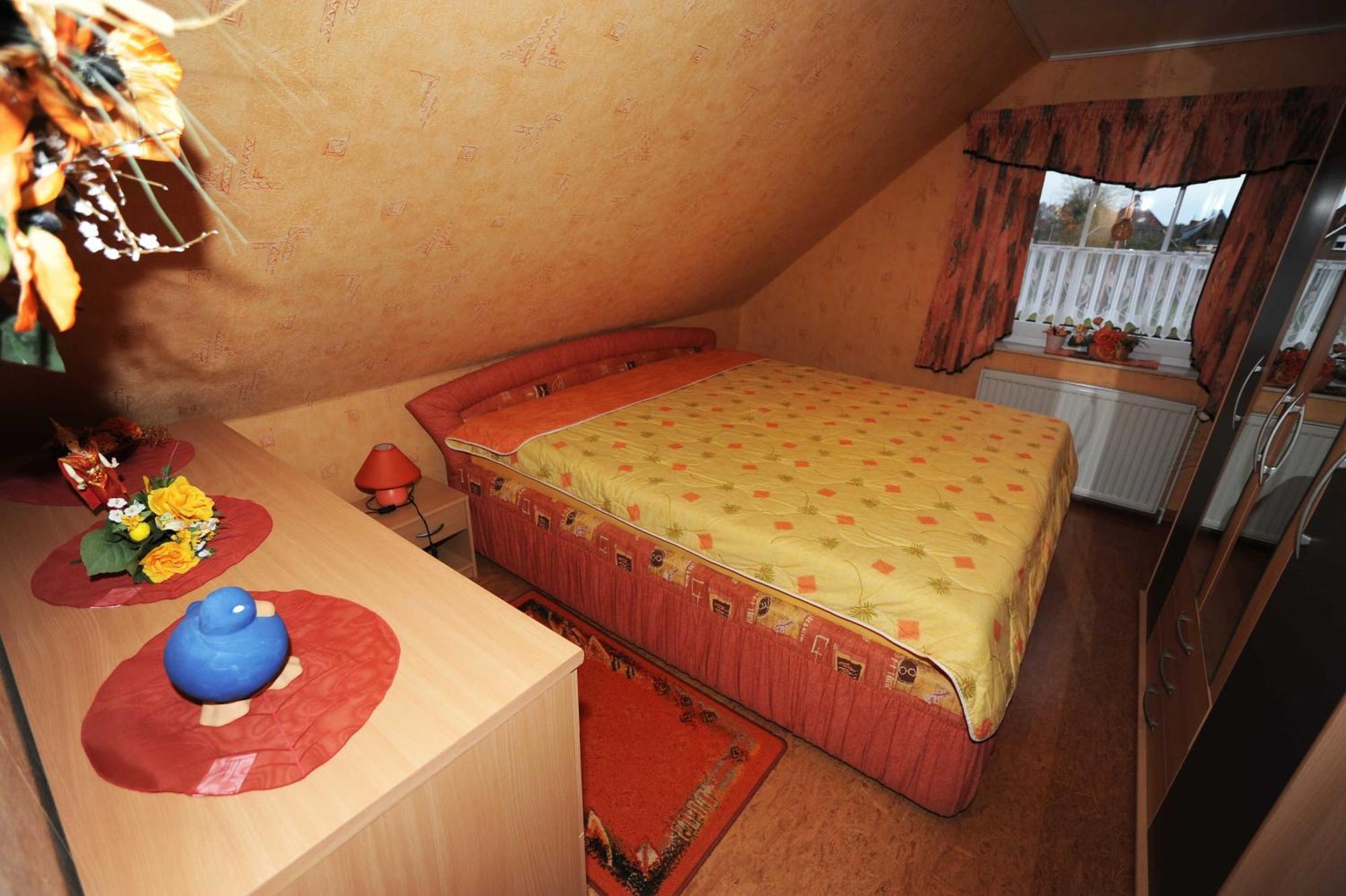Ferienwohnung Brentano_ 65230 Moormerland Ngoại thất bức ảnh